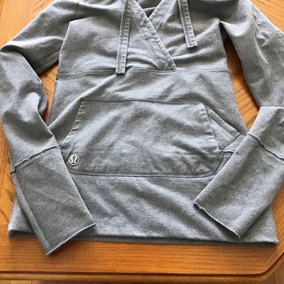 Lululemon Heavyweight Pullover Hoodie - Picture 4 of 10